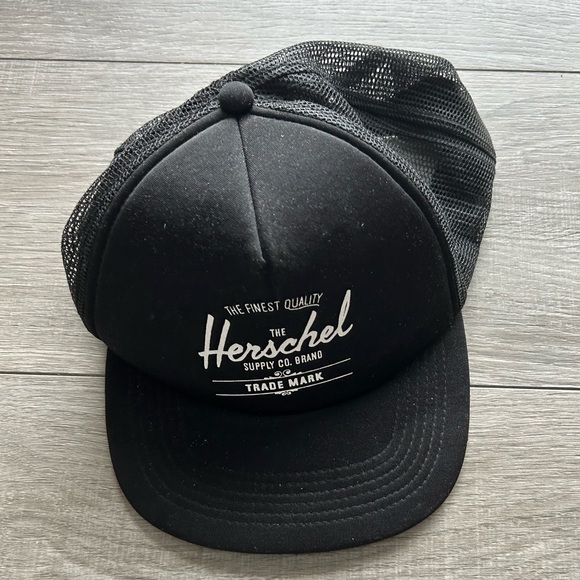 Hershel, Whaler Cap Tall | Mesh - Picture 2 of 4